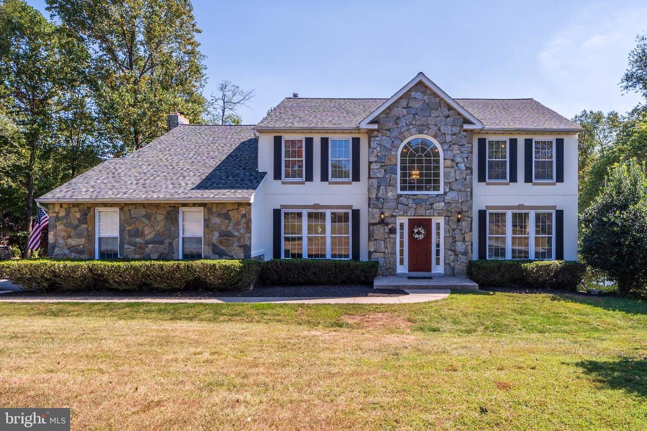 24213 Clematis Drive - Photo 1