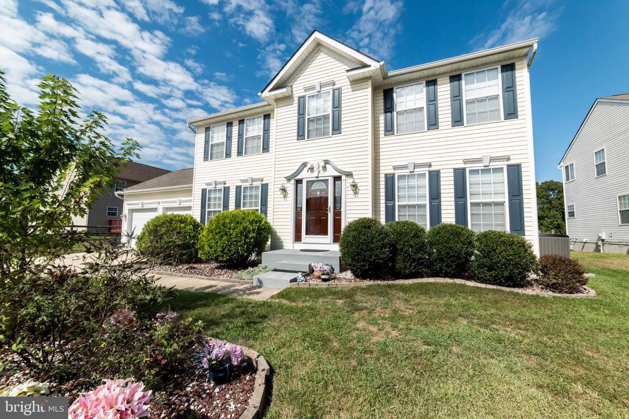 13 Mallory Court - Photo 1
