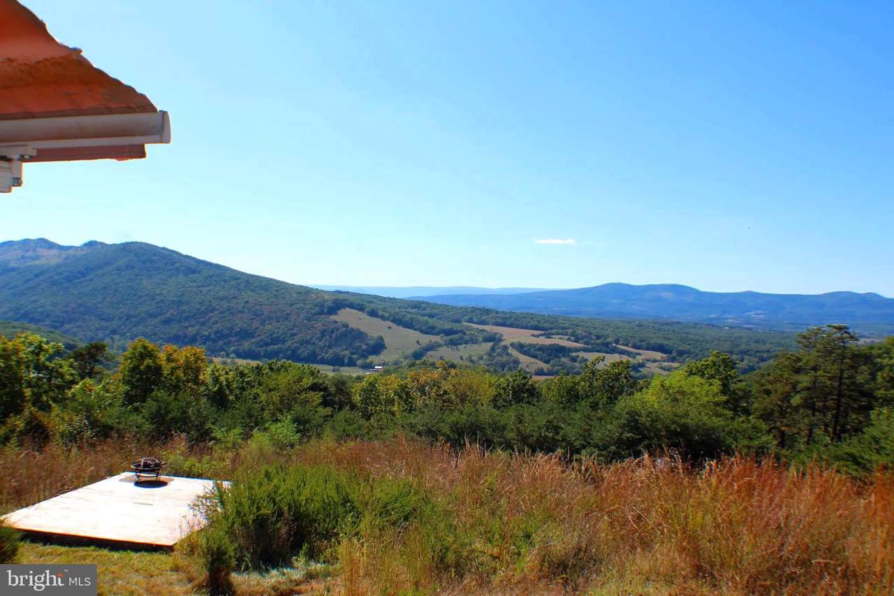 595 Rough Road - Photo 1