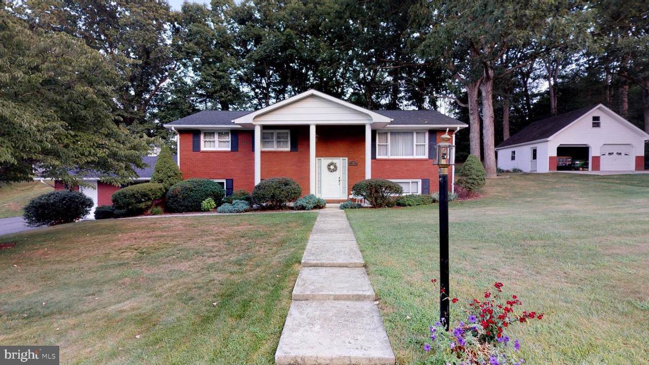 115 Leon Drive - Photo 1