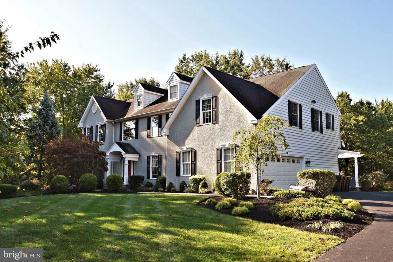 1038 Springhouse Drive - Photo 1