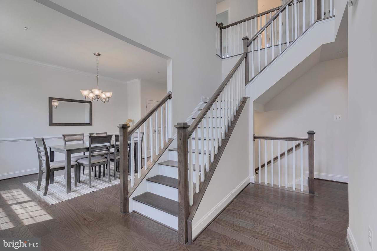 10932 Hilltop Lane - Photo 1