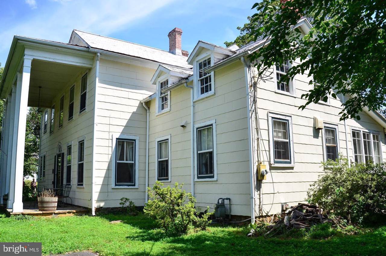 637 Oak Street - Photo 1