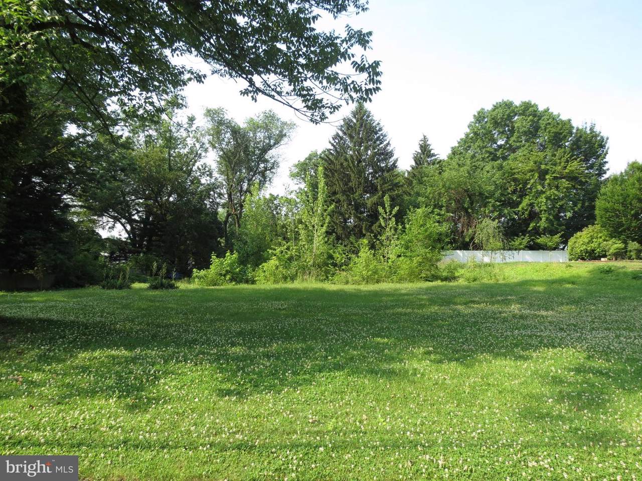 6 Hutchinson Avenue - Photo 1