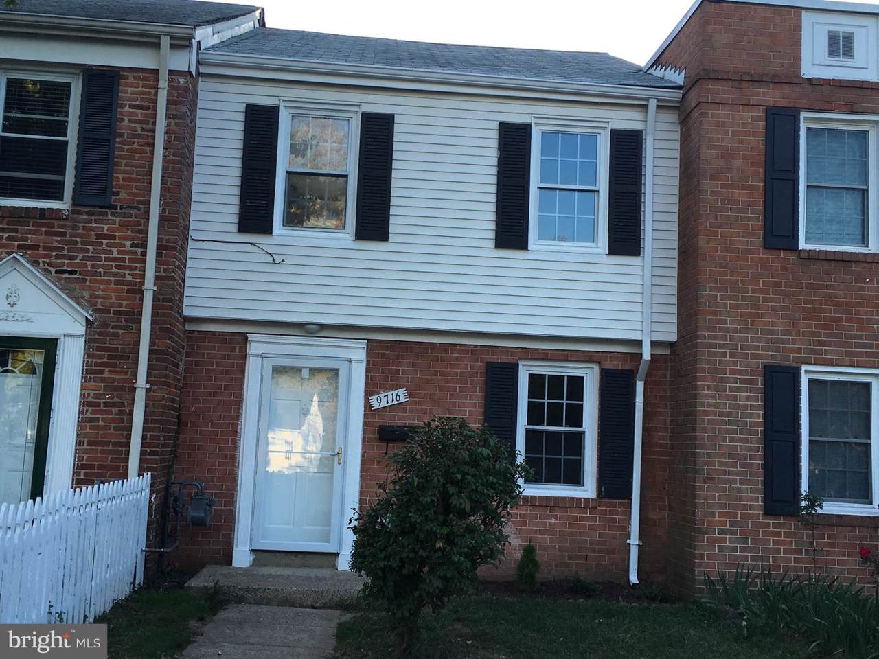 9716 Grant Avenue - Photo 1
