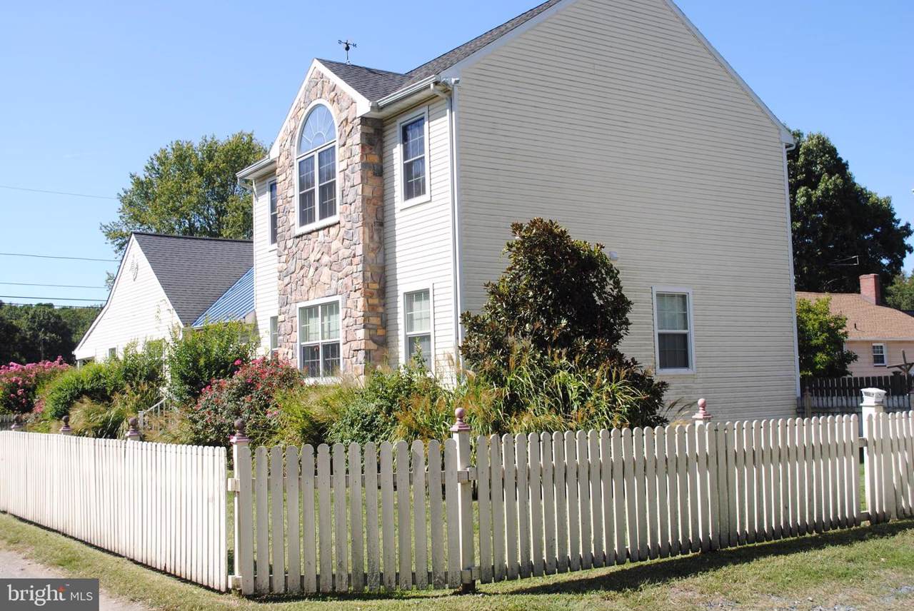 5899 Main Street - Photo 1