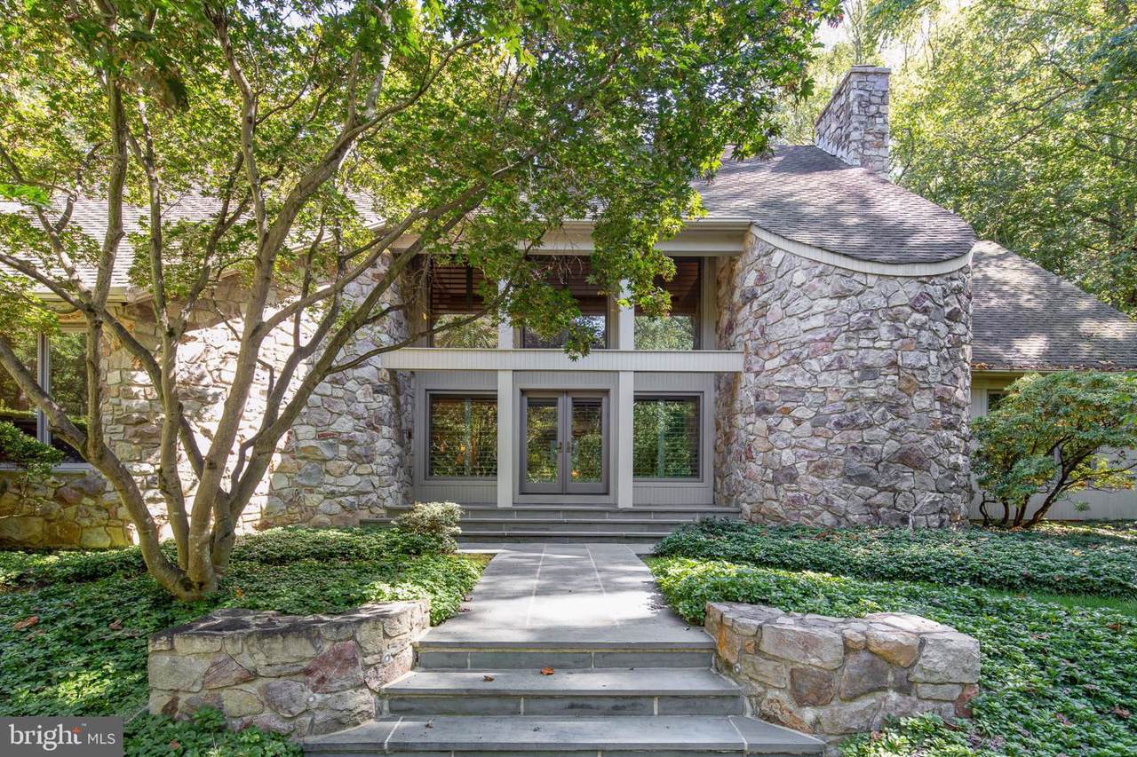 147 Deer Valley Lane - Photo 1