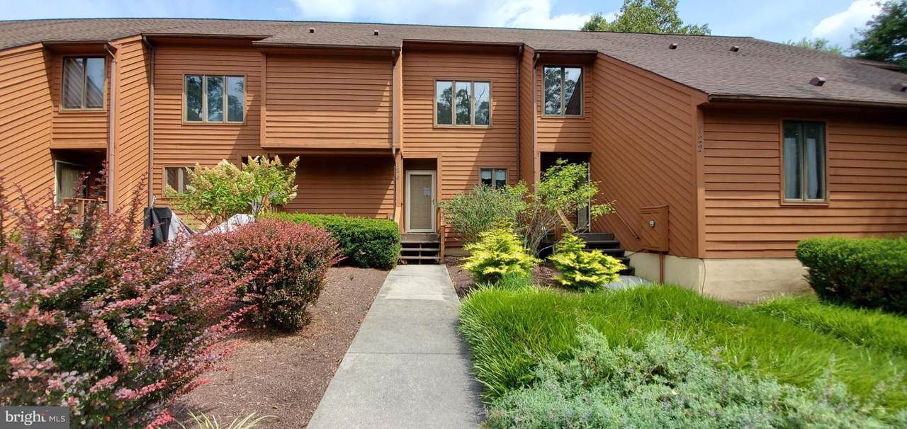 124 Tecumseh - Photo 1