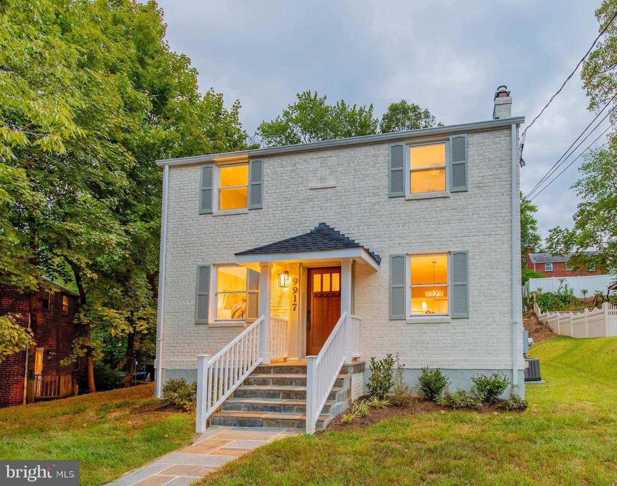 9917 Tenbrook Drive - Photo 1