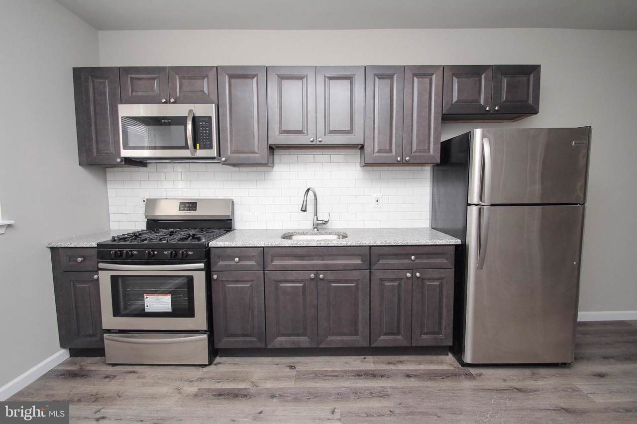 6539 Smedley Street - Photo 1