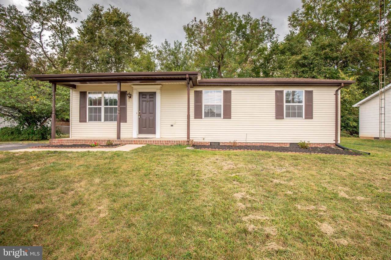 168 Dexter Drive - Photo 1