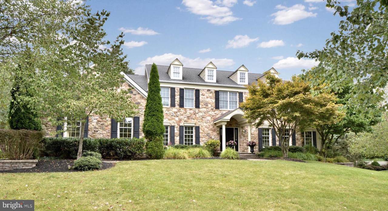 460 Christopher - Photo 1