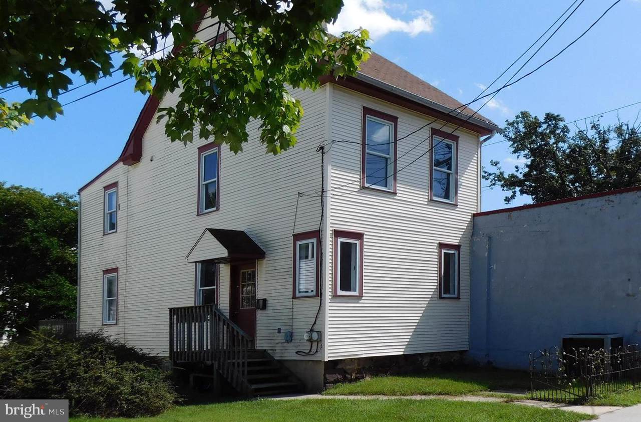 249 Pavilion Avenue - Photo 1