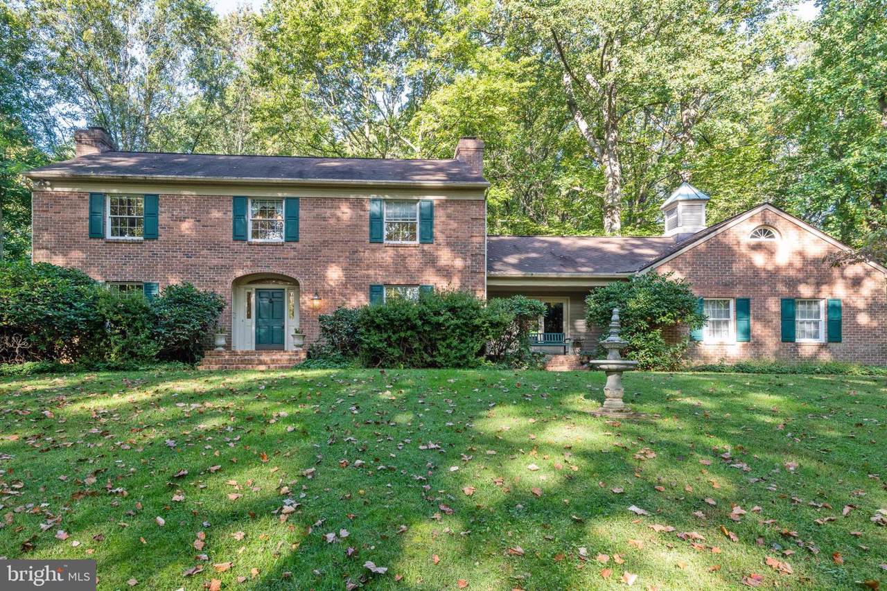 4120 Cremson Drive - Photo 1