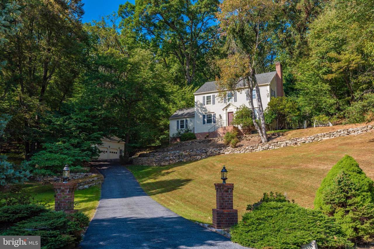 5500 Fernwood Court - Photo 1