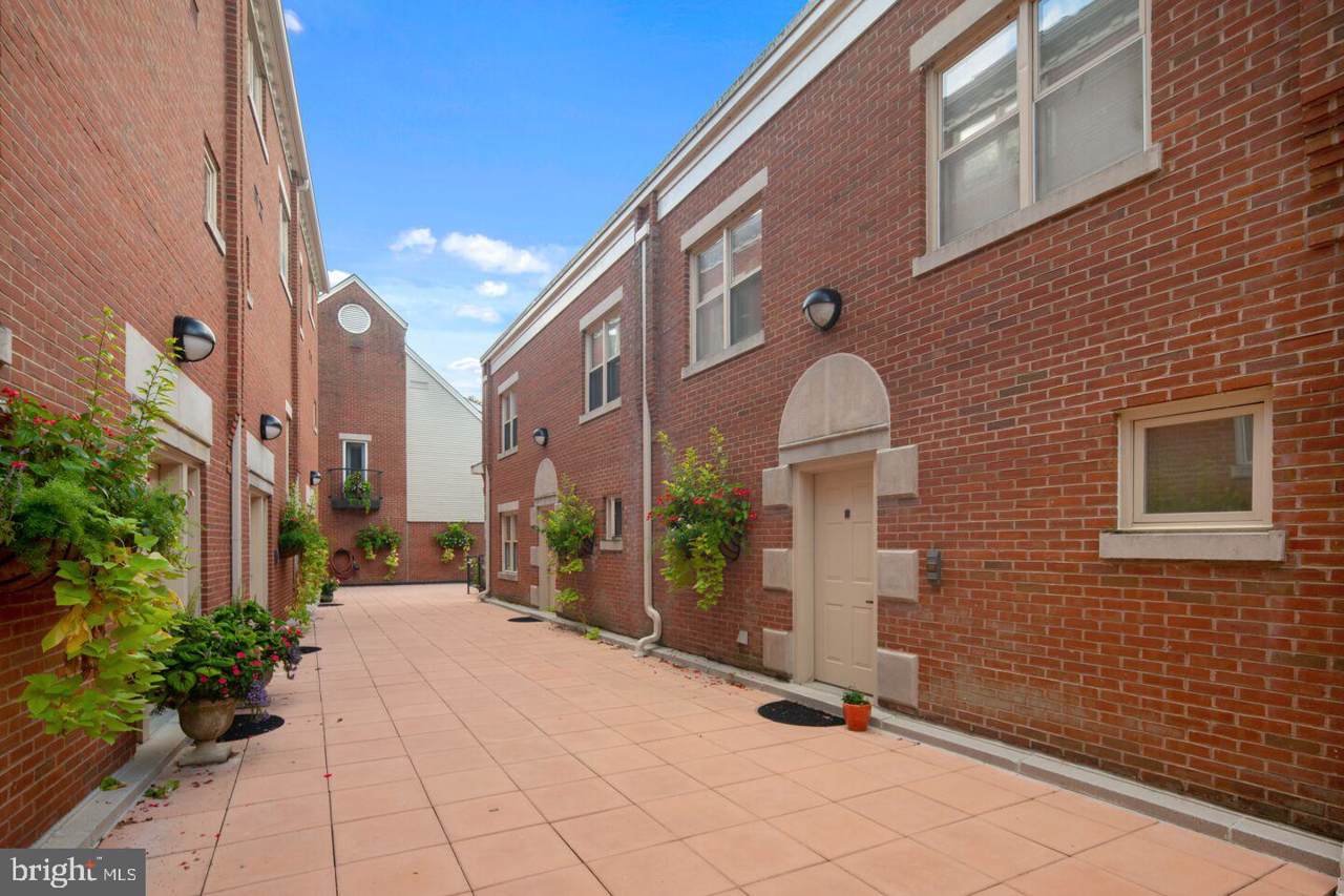 350 River Road - Photo 1