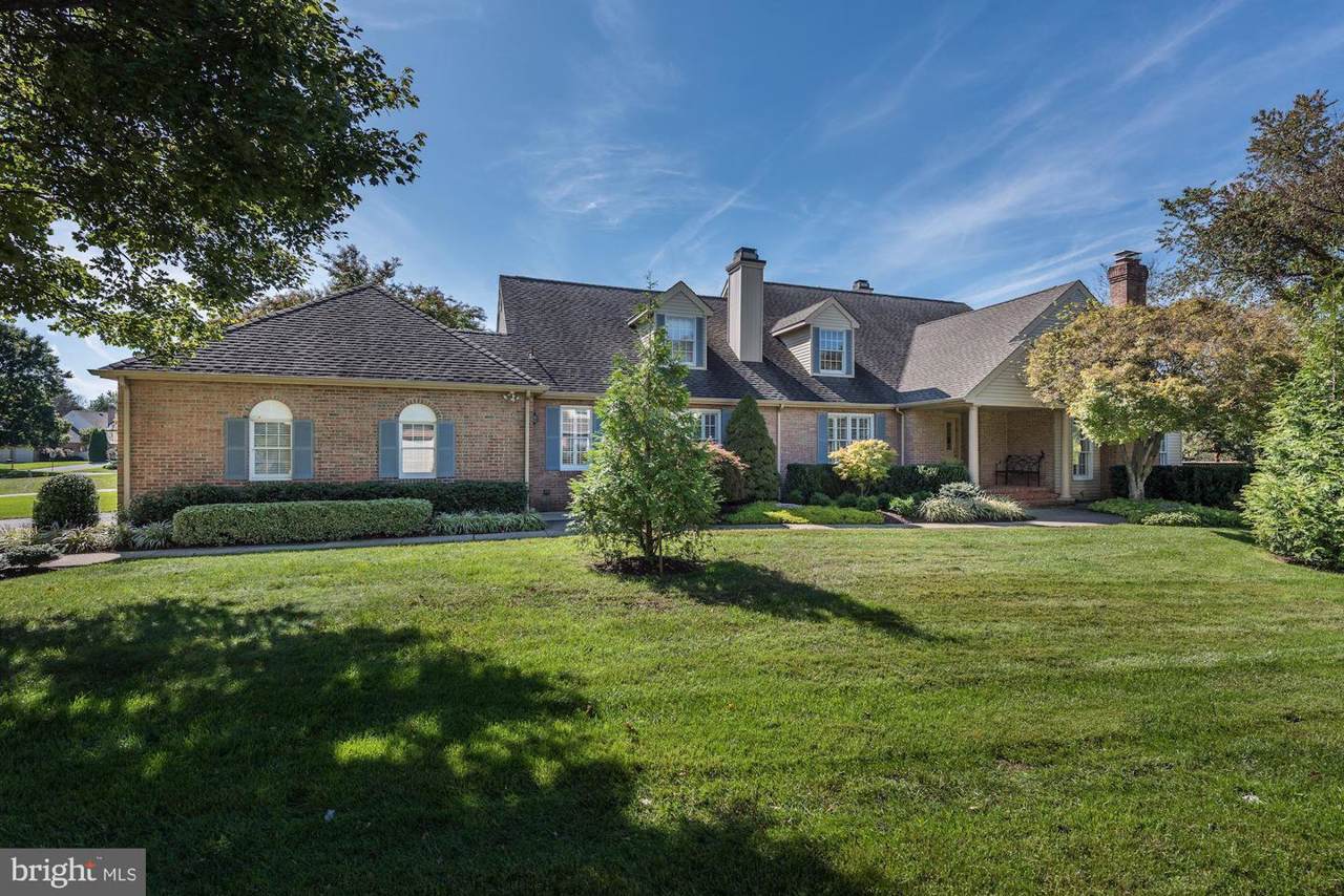 445 Windrow Clusters Drive - Photo 1