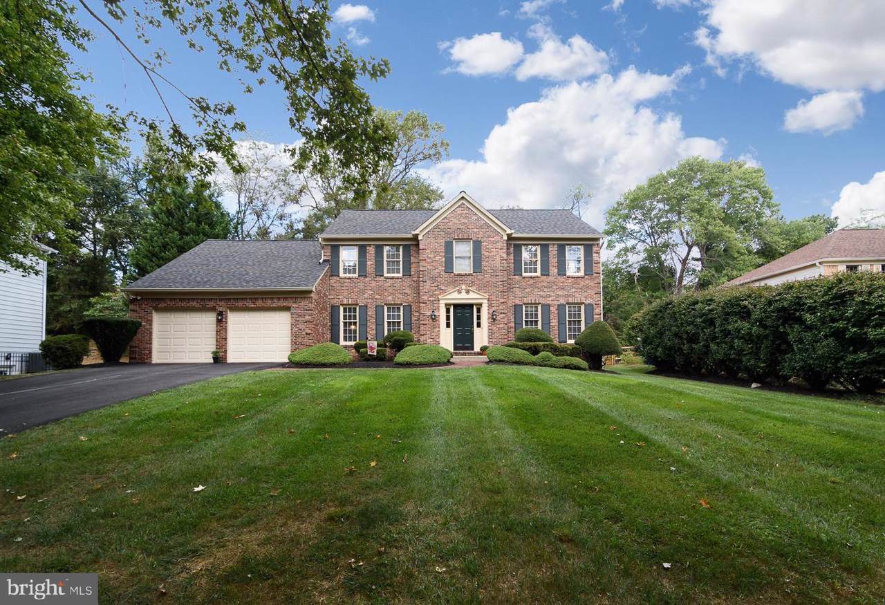 10154 Maxine Street - Photo 1