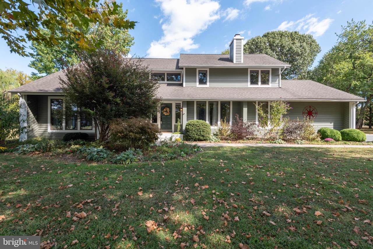 222 Prospect Bay Dr W - Photo 1