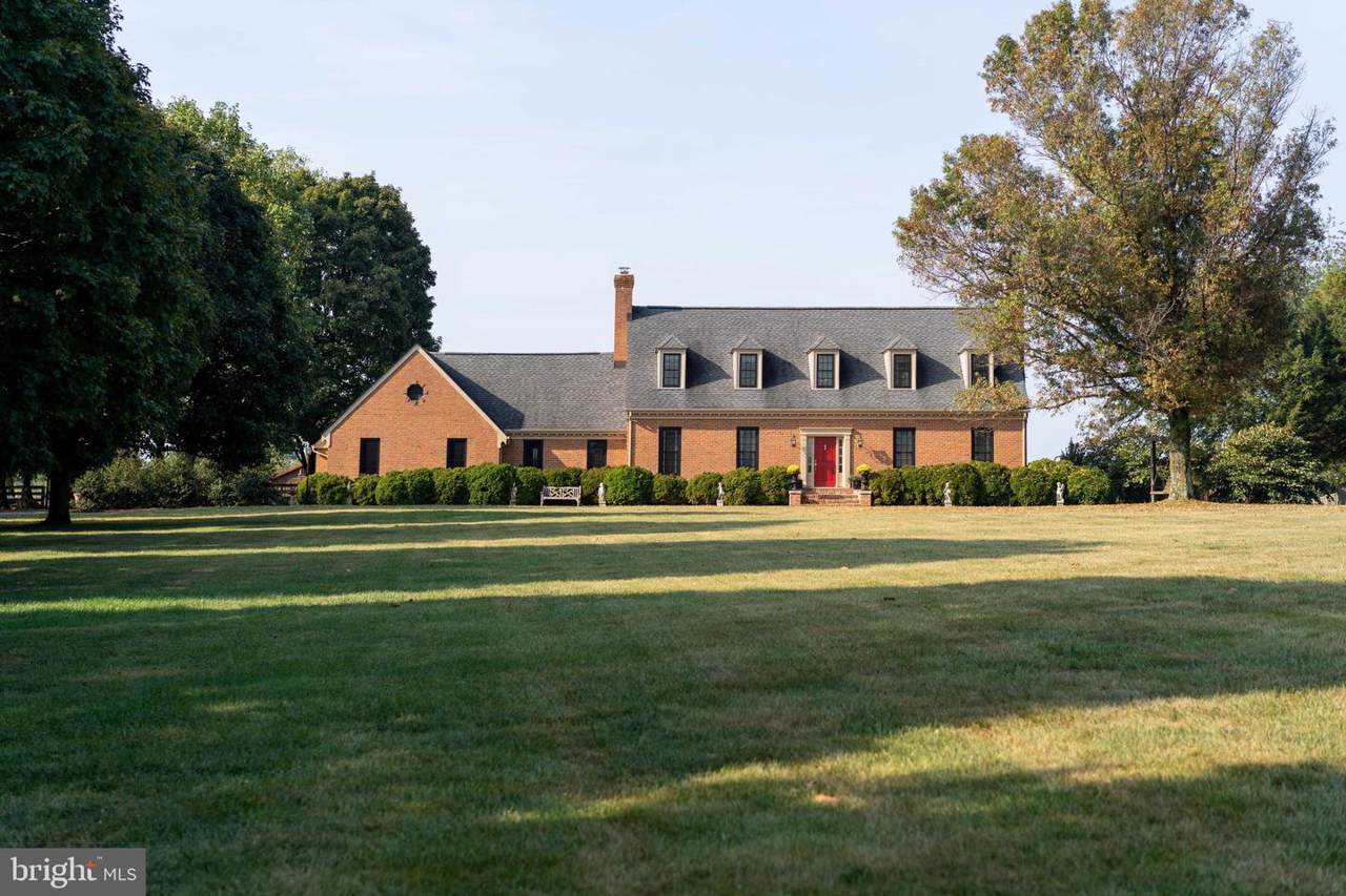 852 Stonyman Road - Photo 1