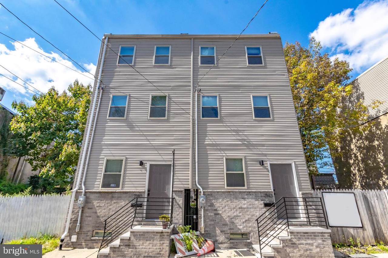 2140 Fairhill Street - Photo 1