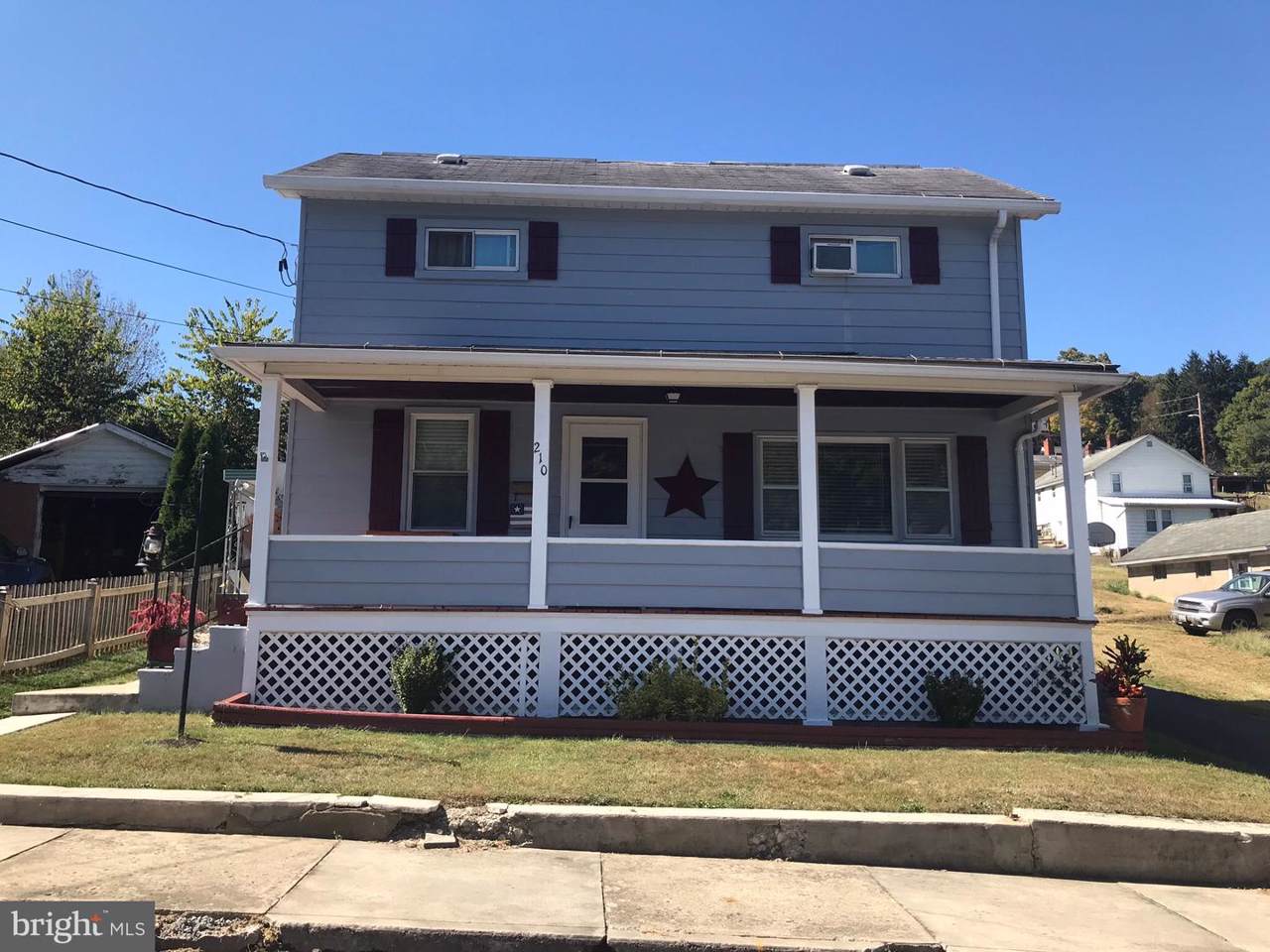 210 Wood Street - Photo 1