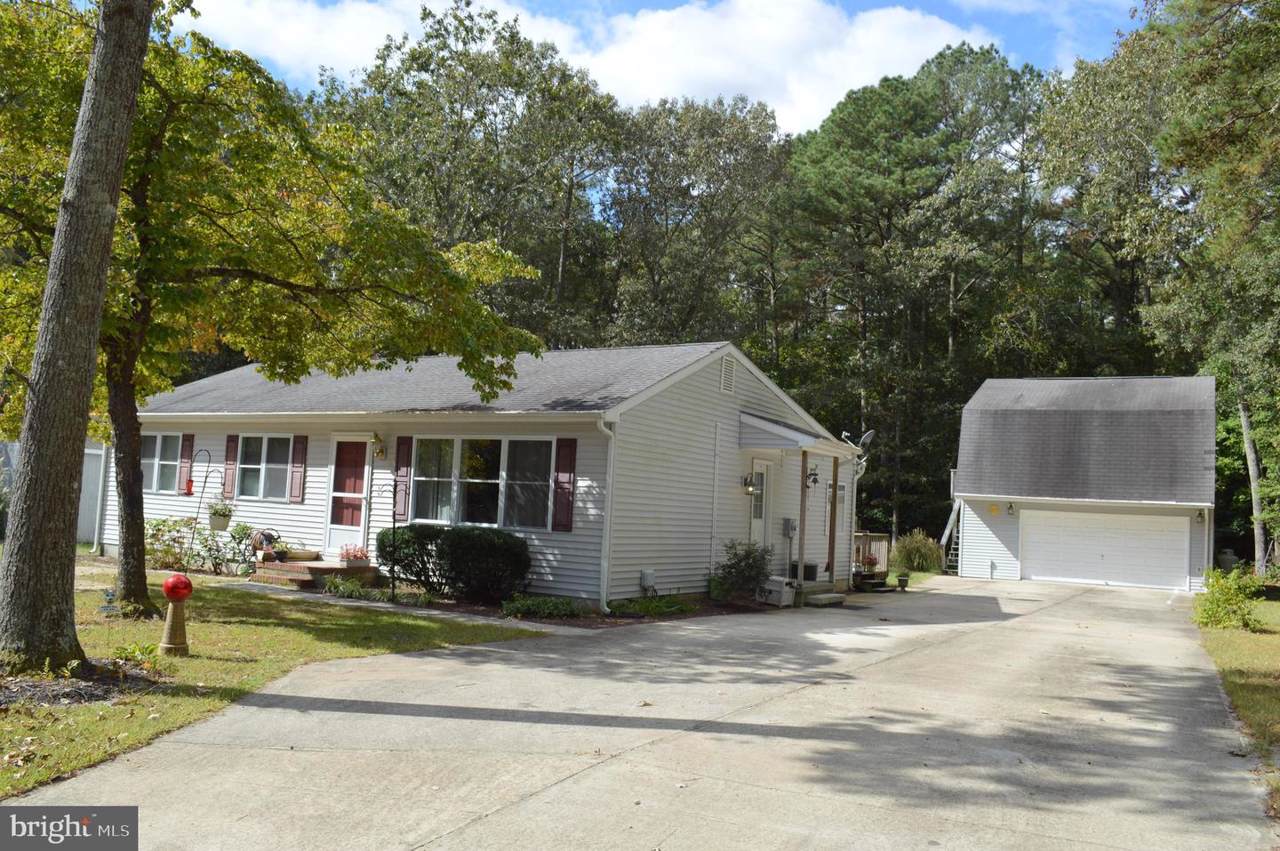 4044 Rural Place - Photo 1