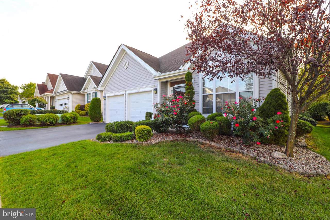 35 Honey Flower Drive - Photo 1