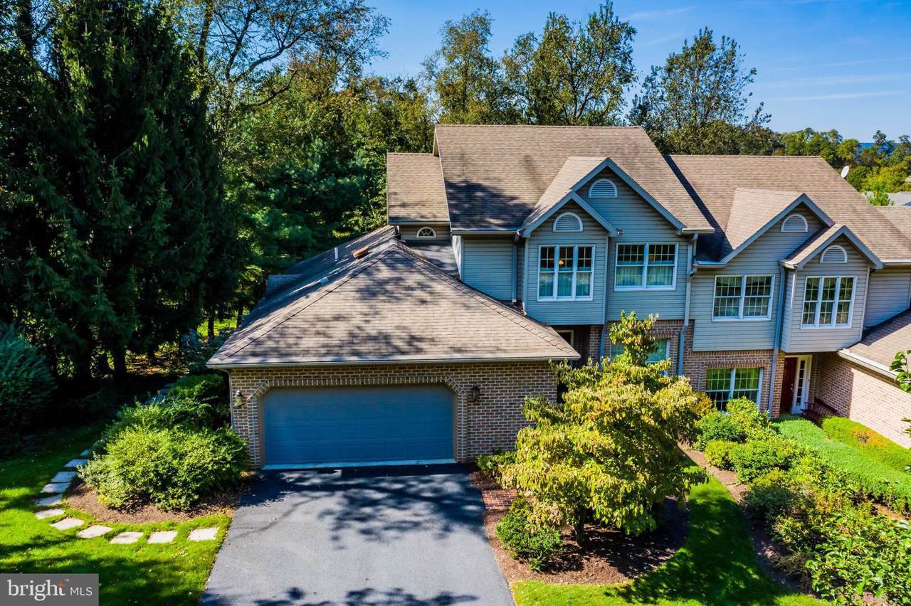 502 Bridgeview Drive - Photo 1