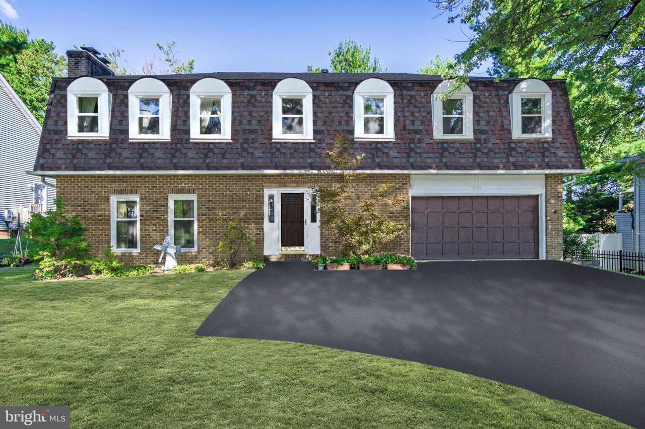 314 Locust Street - Photo 1