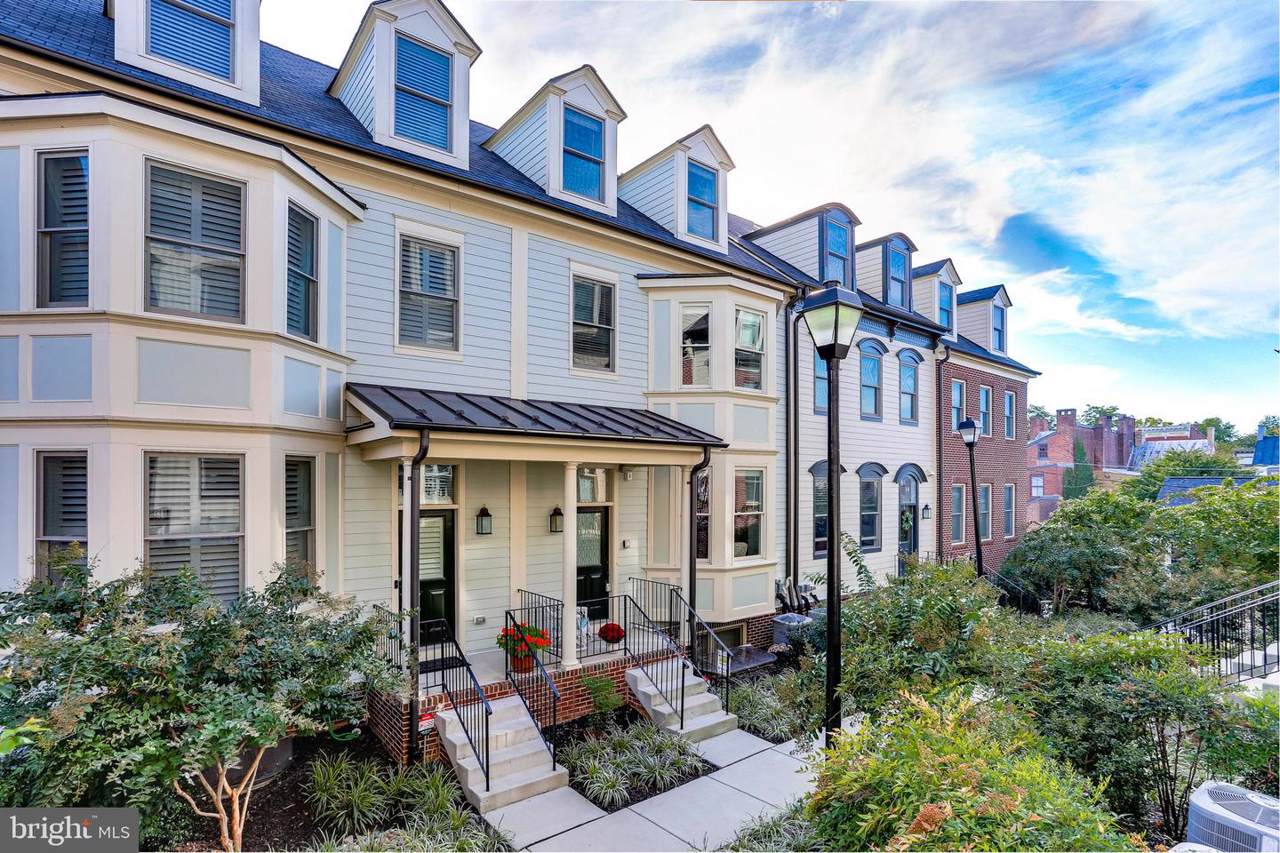 36 Maxwell Square - Photo 1