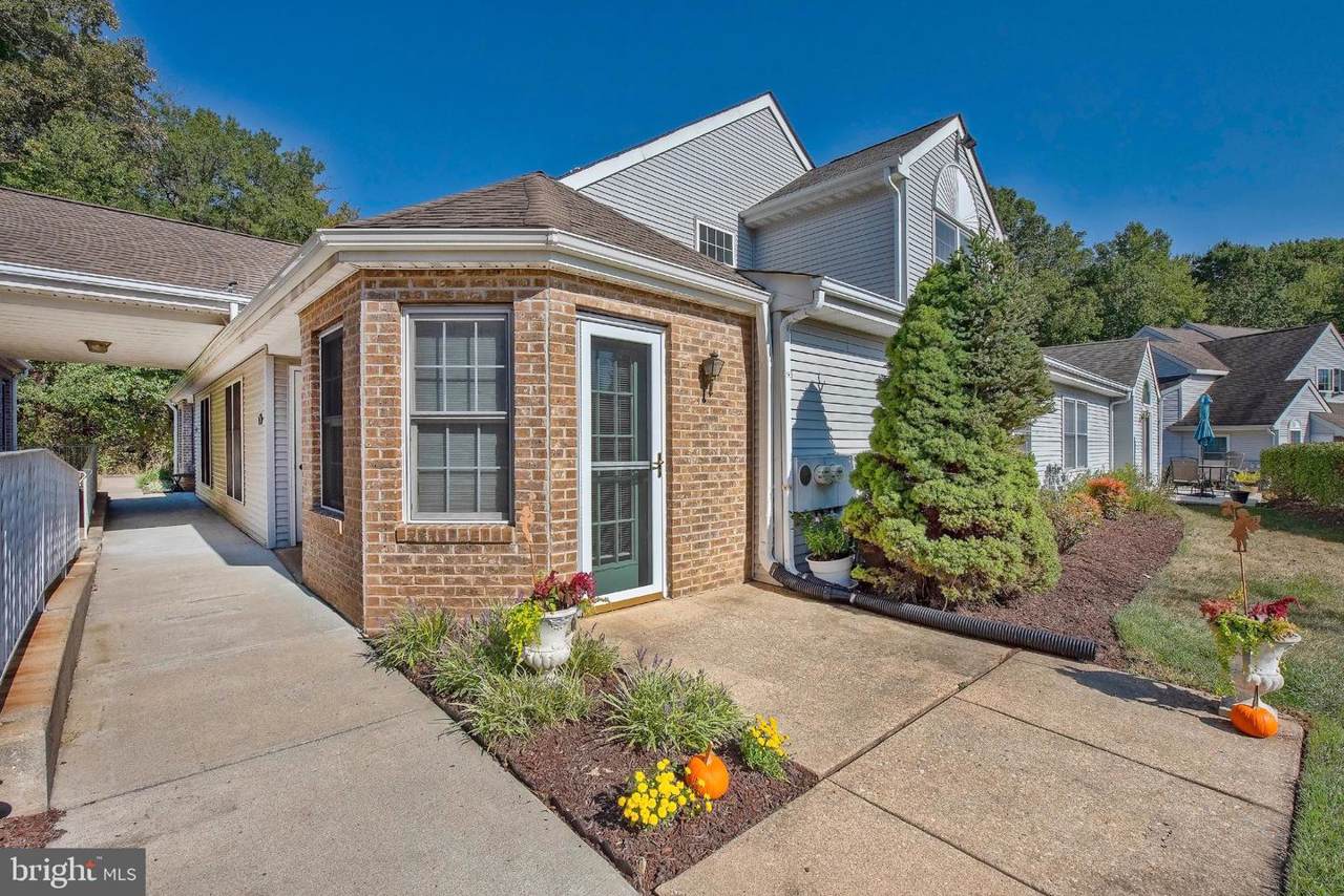 26 Brookstone Court - Photo 1