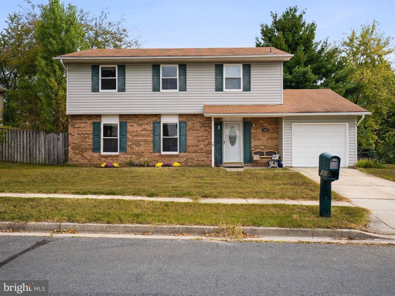 1828 Montreal Road - Photo 1