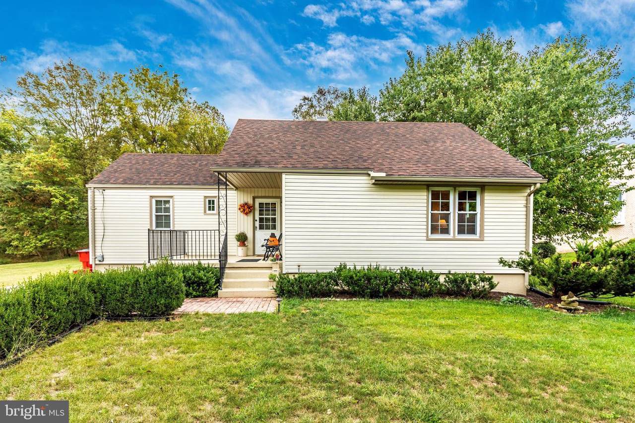 8488 Shepherdstown Pike - Photo 1