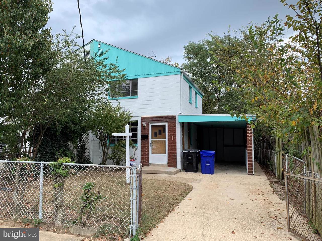 5622 8TH Street - Photo 1