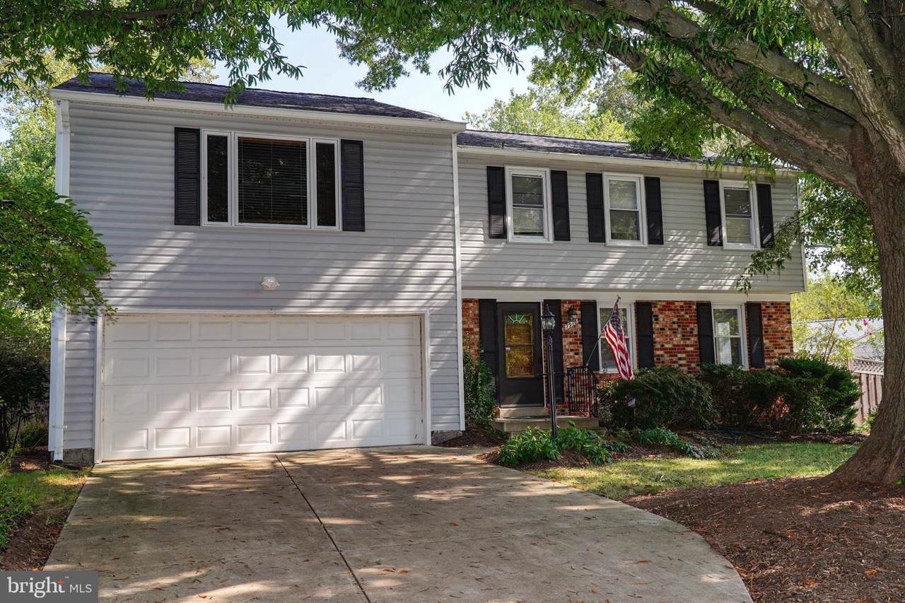 7910 Freehollow Drive - Photo 1