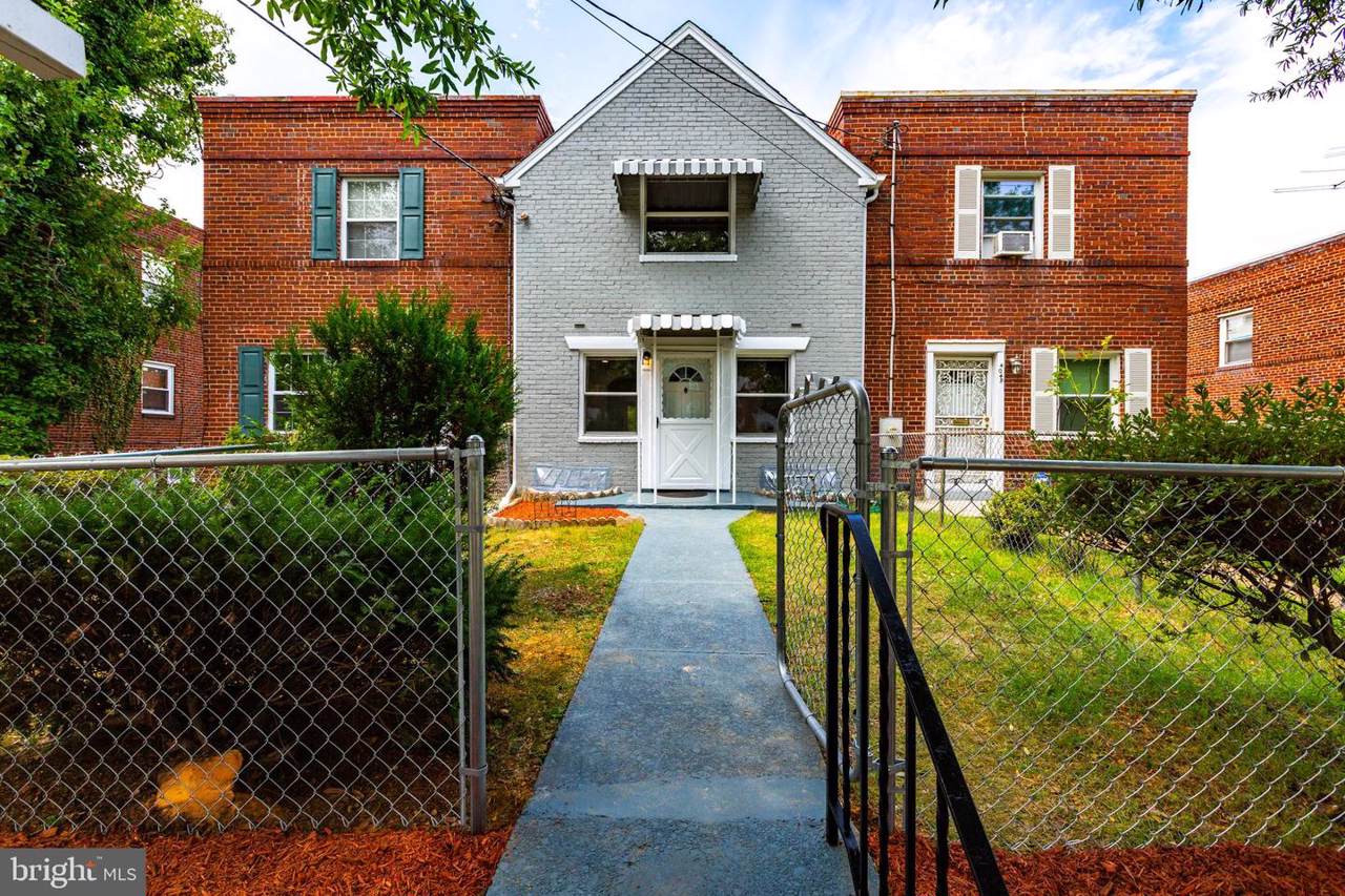 4051 Martin Luther King Jr Avenue - Photo 1