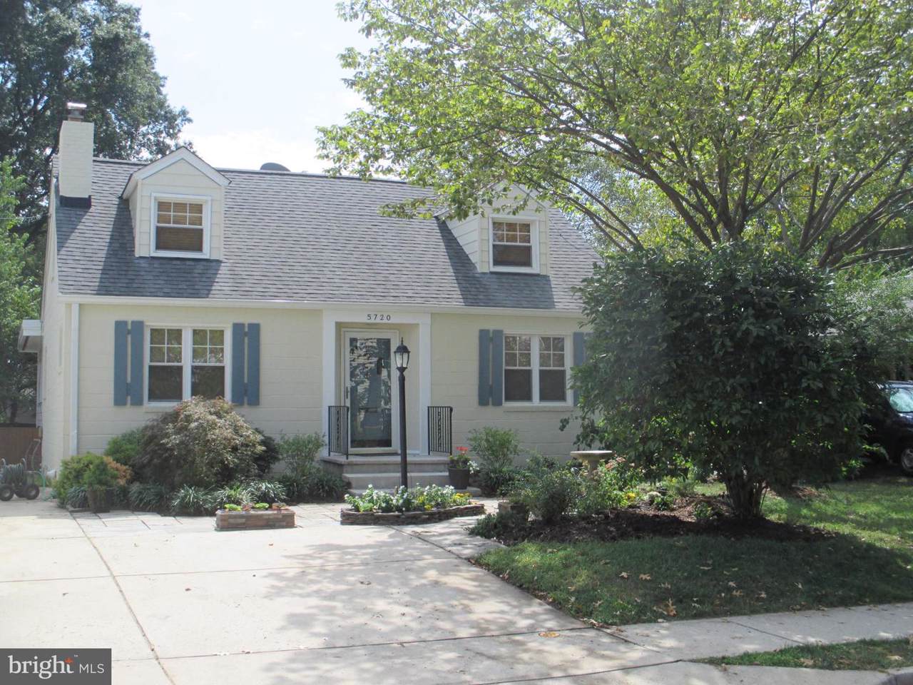 5720 3RD Street - Photo 1