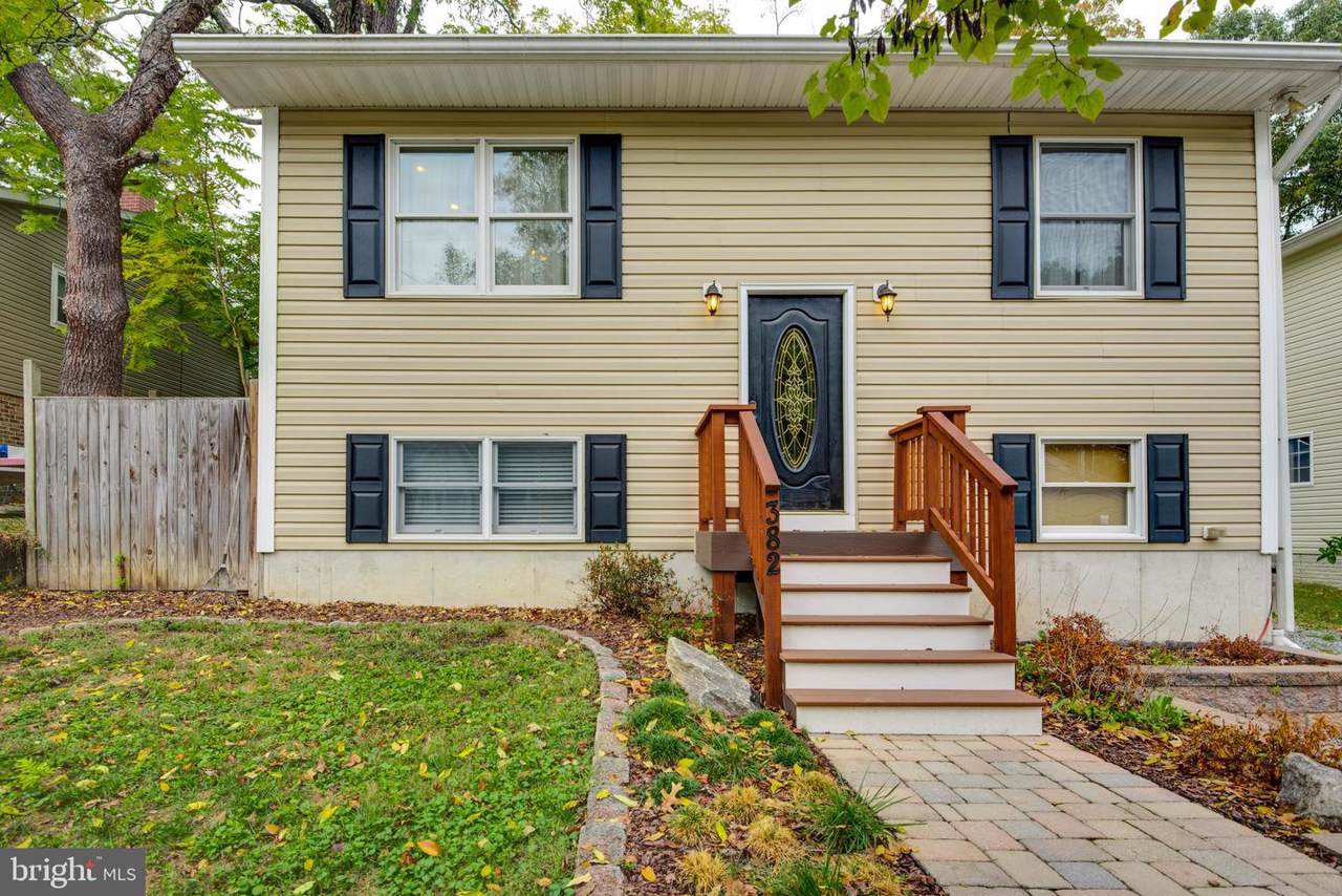 382 Holly Trail - Photo 1