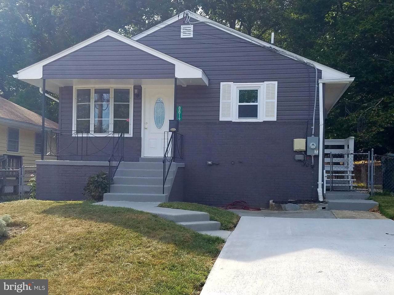 8812 34TH Avenue - Photo 1