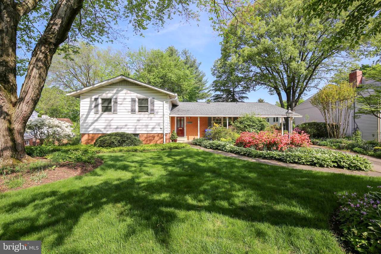 8603 Grimsby Court - Photo 1