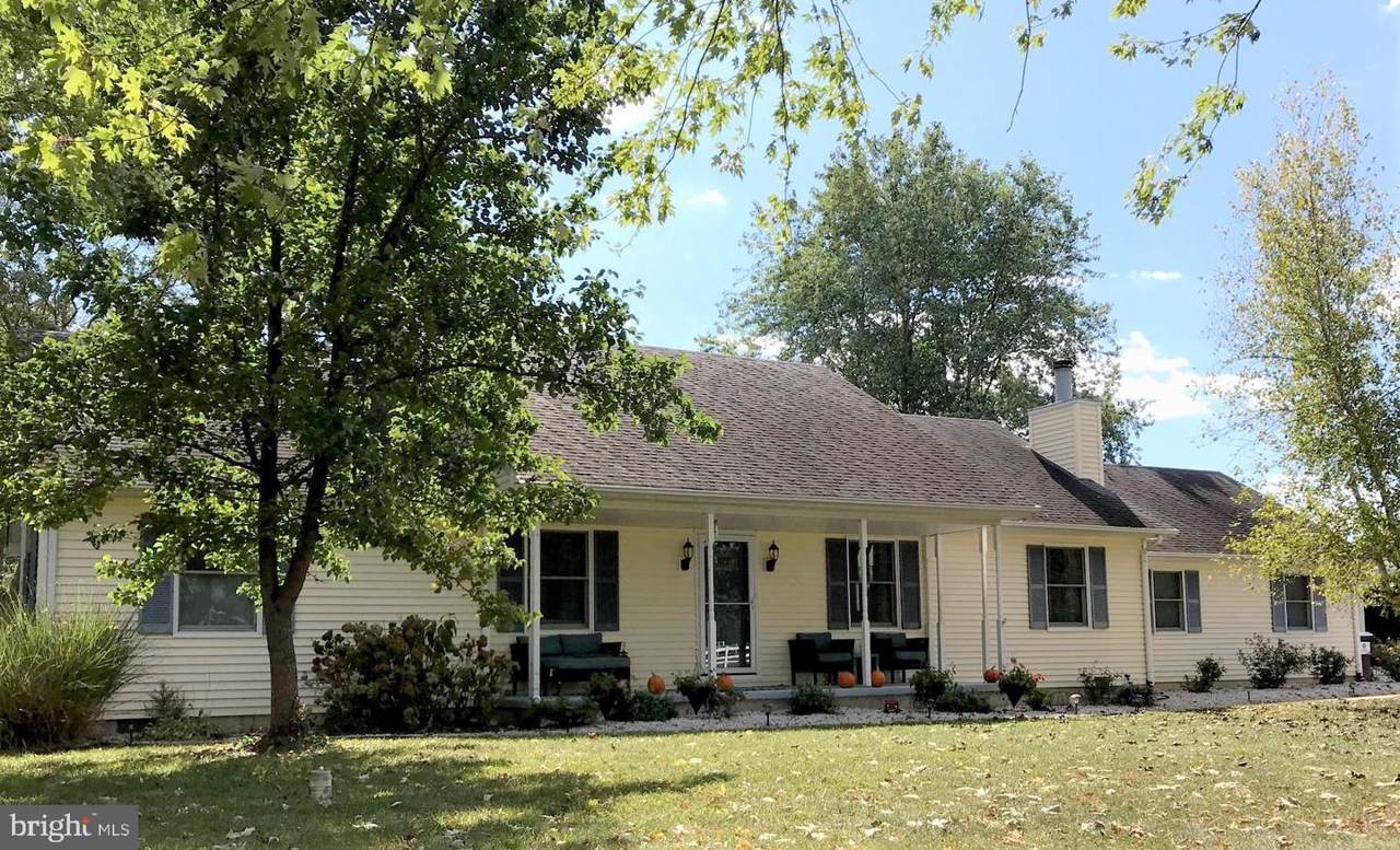 224 Tina Marie Lane - Photo 1