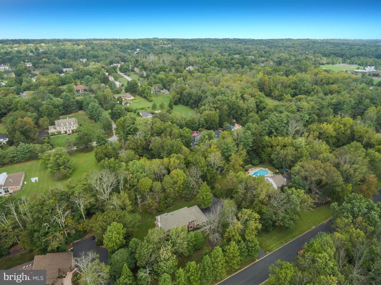 1005 Stonebridge Road - Photo 1