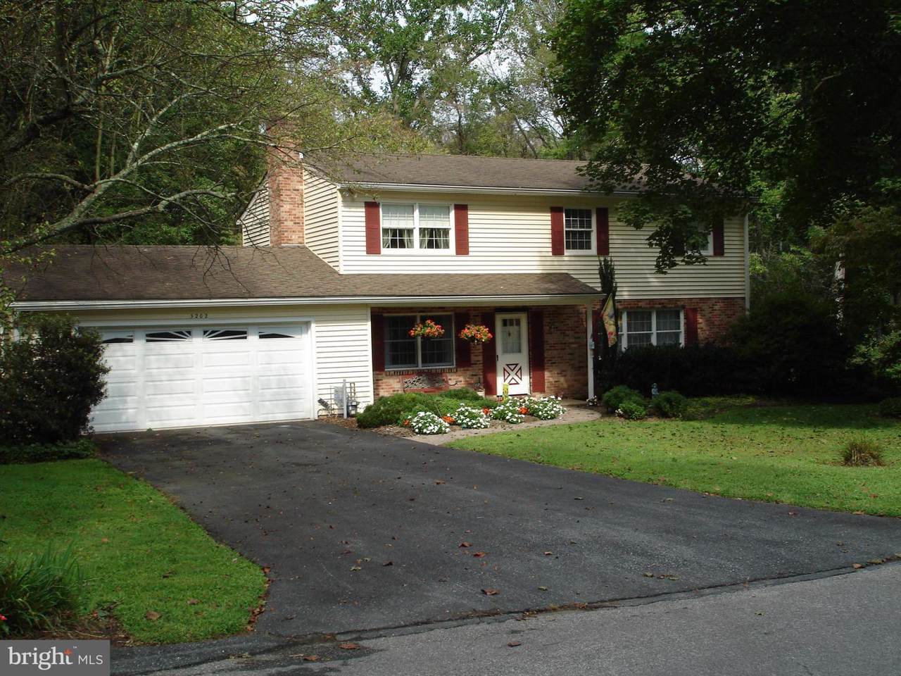 3202 Whitefield Road - Photo 1