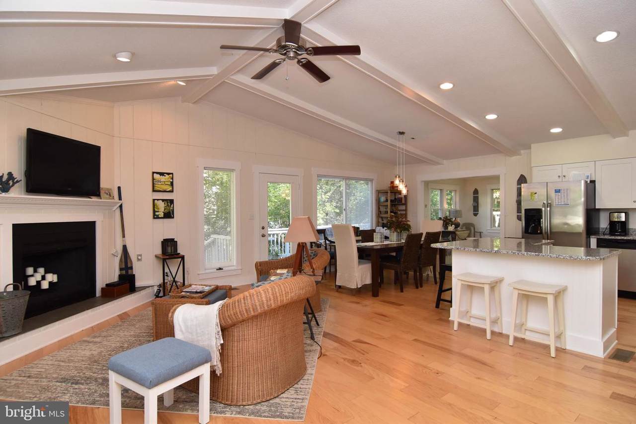 33285 Kent Avenue - Photo 1