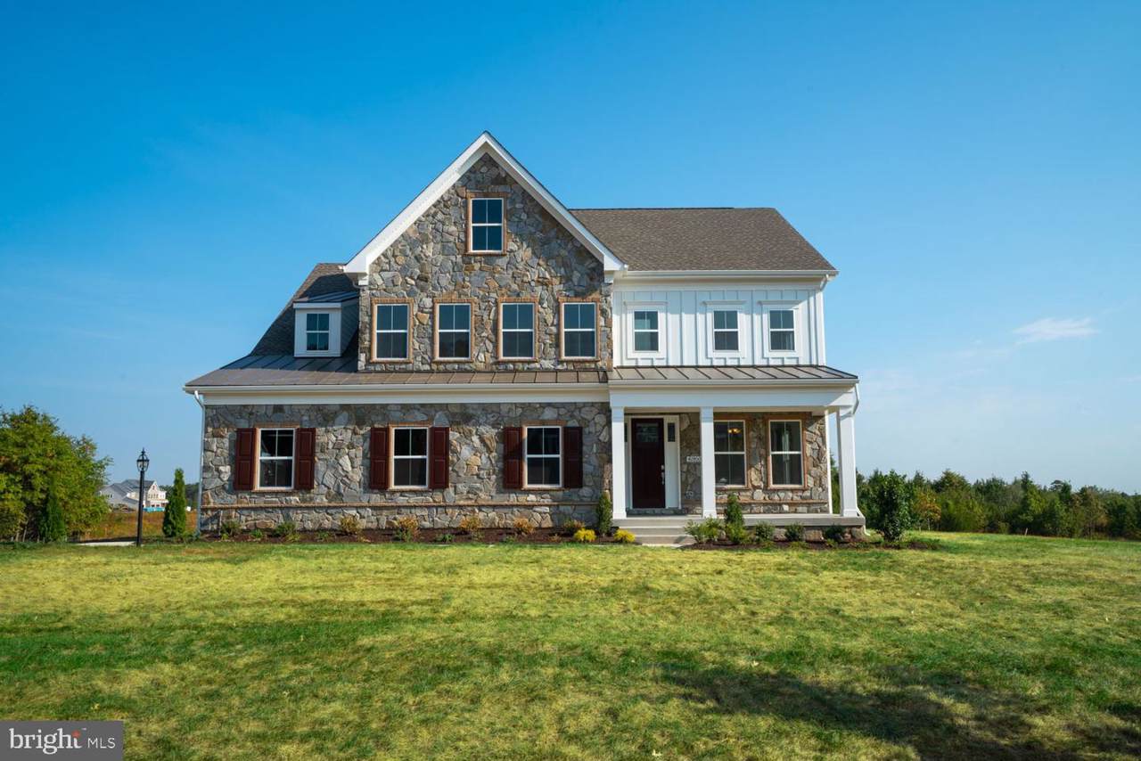 42800 Souther Drive - Photo 1