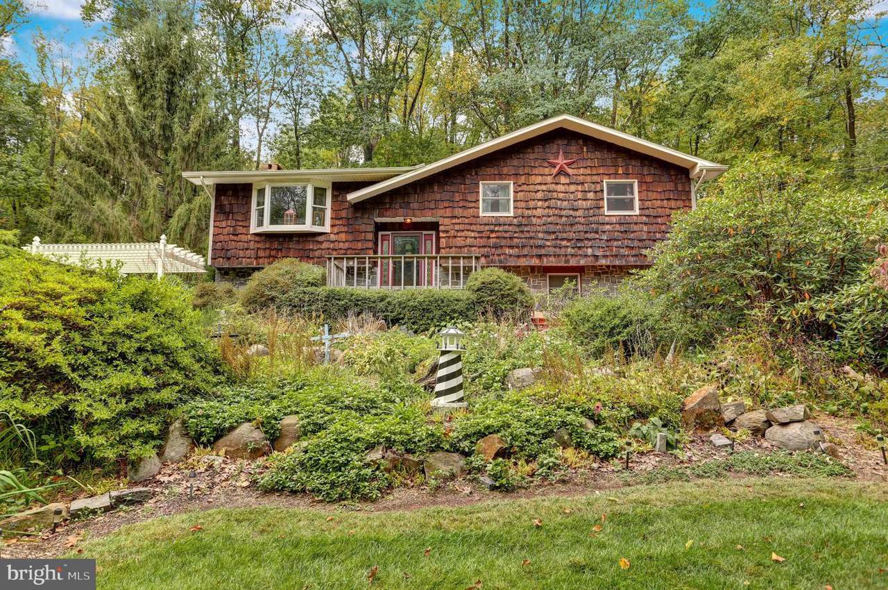 2152 Quarry Road - Photo 1