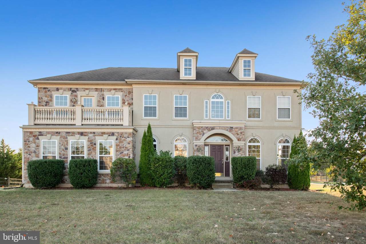 500 Bobolink Court - Photo 1