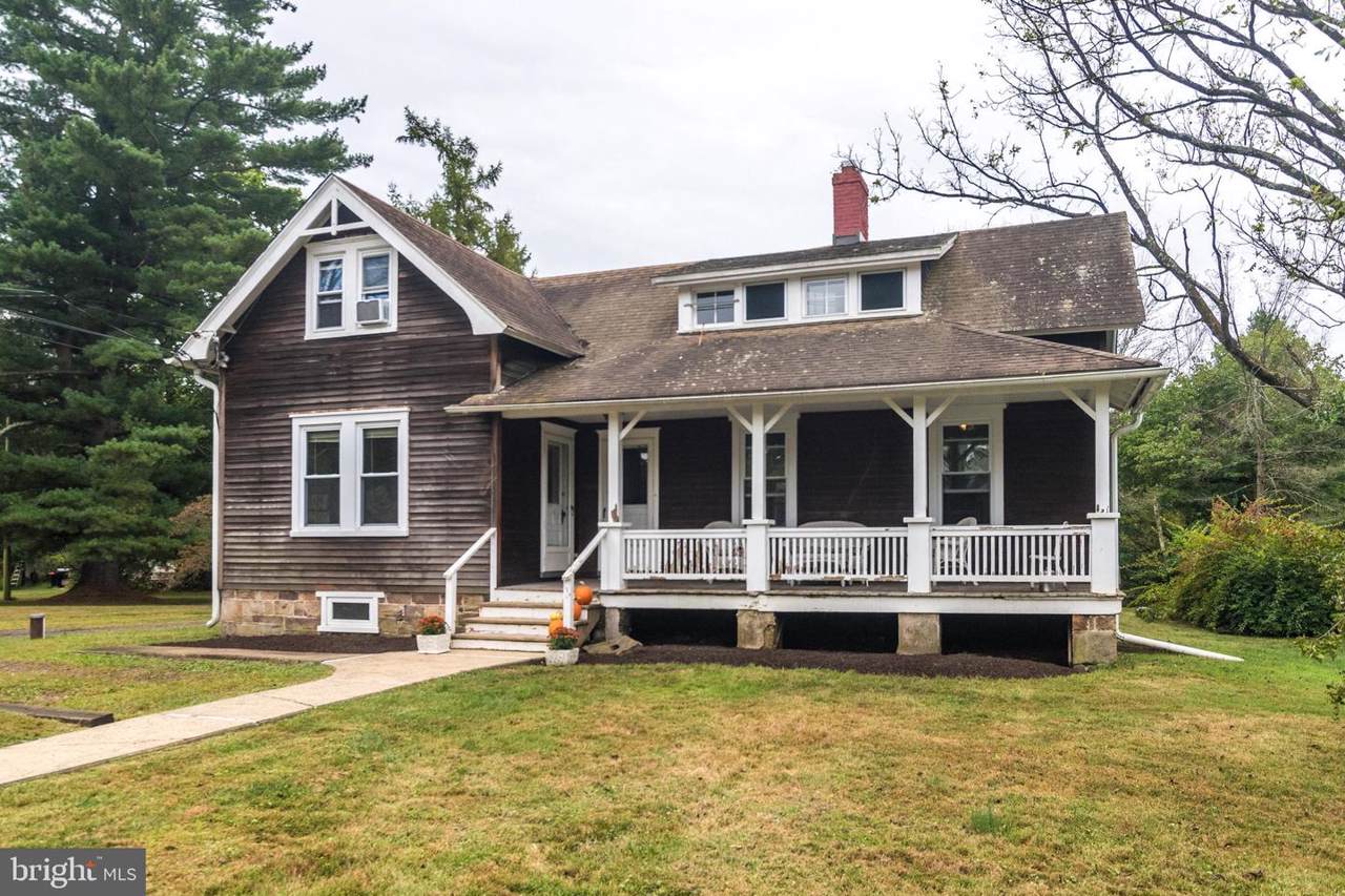 1066 Washington Avenue - Photo 1
