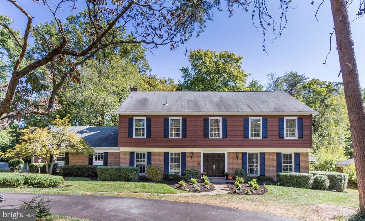 9011 Seven Locks Road - Photo 1